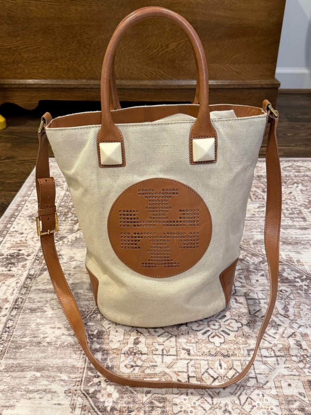 Tory Burch Bucket Bag
